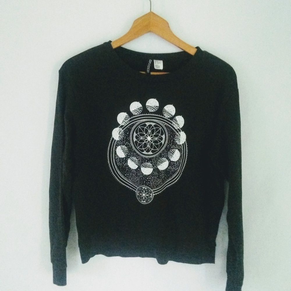H&M Moon Phases Spiritual Black Sweater Top